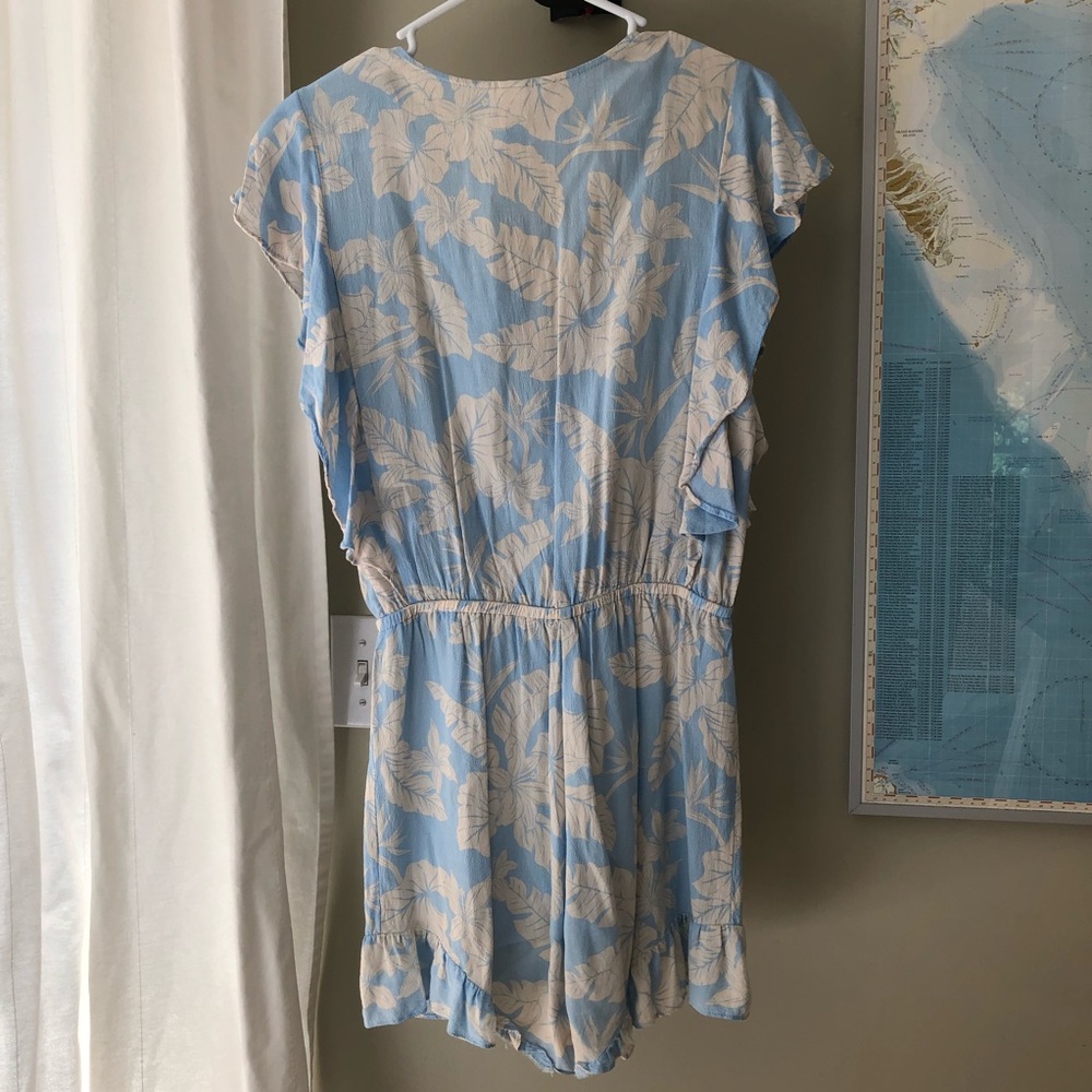 Frilly romper - Picture 3 of 4